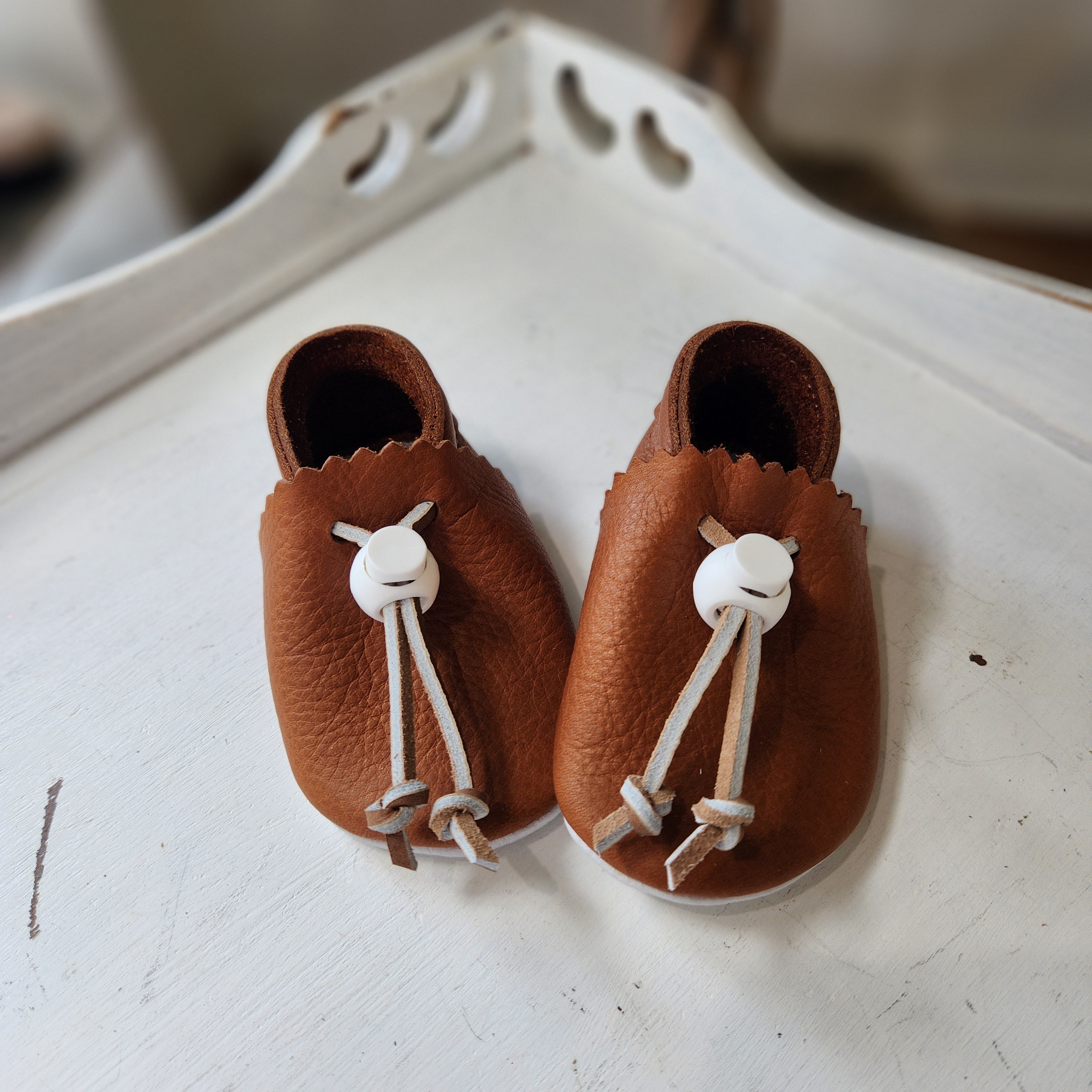 Handmade leather hot sale children's shoes